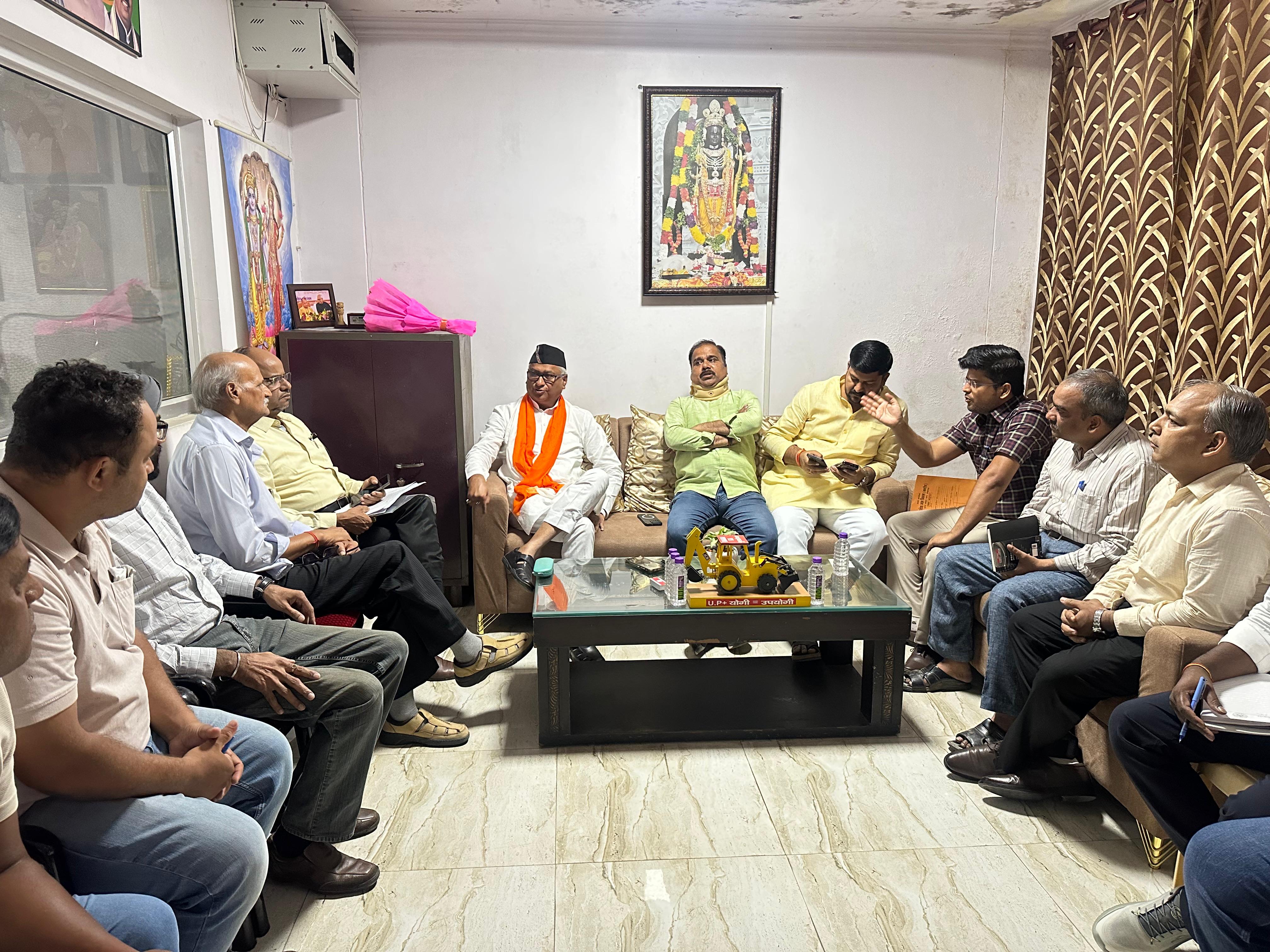 सीवर चोक और ओवरफ्लो पर विधायक डॉ. नीरज बोरा सख्त, अधिकारियों को 10 दिन में समाधान का अल्टीमेटम.jpeg